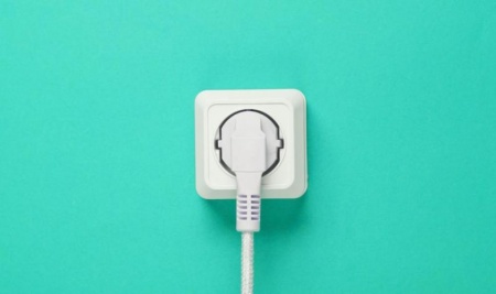 Quels avantages offrent les bornes de recharge &agrave; ROUSIES ?