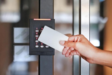 Contr&ocirc;le d'acc&egrave;s, comment choisir le syst&egrave;me adapt&eacute; &agrave; vos besoins ?